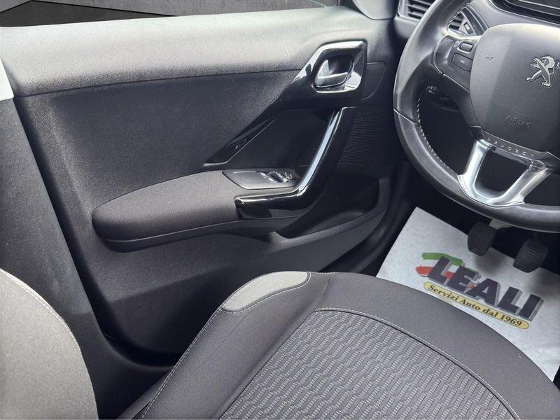 Peugeot 208 208 5p 1.2 PTech 82cv Active