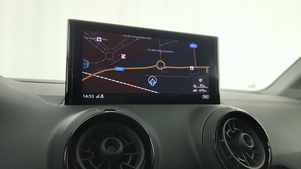 AUDI Q2 1.4 tfsi Sport s-tronic