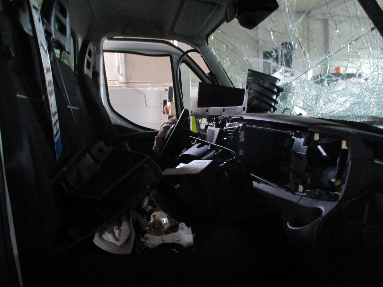 Iveco Daily 35C18 3000 180CV TELAIO P.3750 SINISTRATO