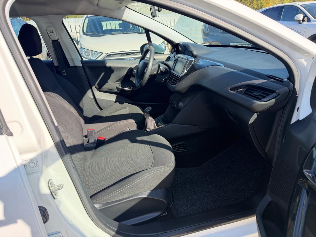 Peugeot 208 1.2 82CV Allure/93.000km/2018