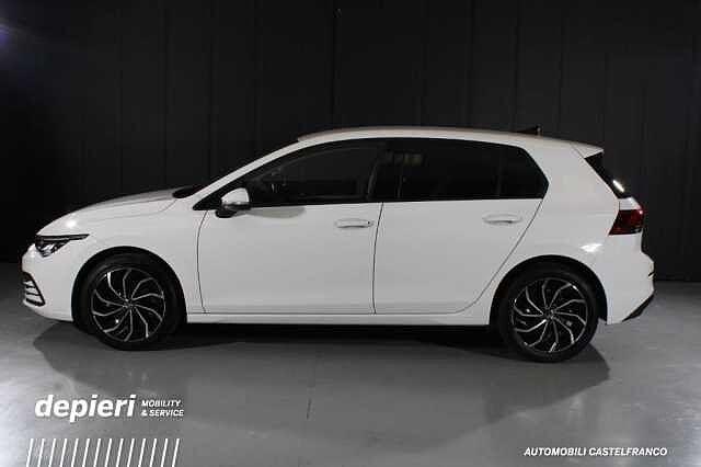 Volkswagen Golf 1.0 eTSI EVO DSG Life -mhev -Ok Neop