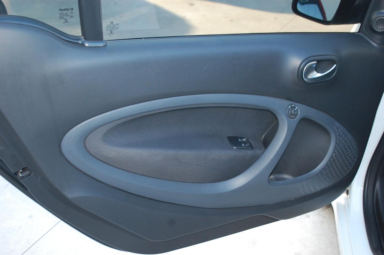 smart forTwo 0.9 t Prime 90CV twinamic Uff Italy Led Tetto Pell