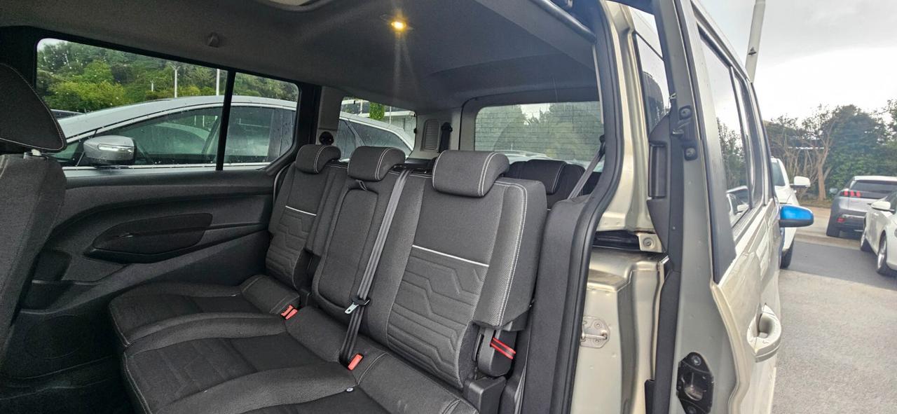 Ford Tourneo Connect maxi 7 posti 1.5 TDCi 120 CV Titanium