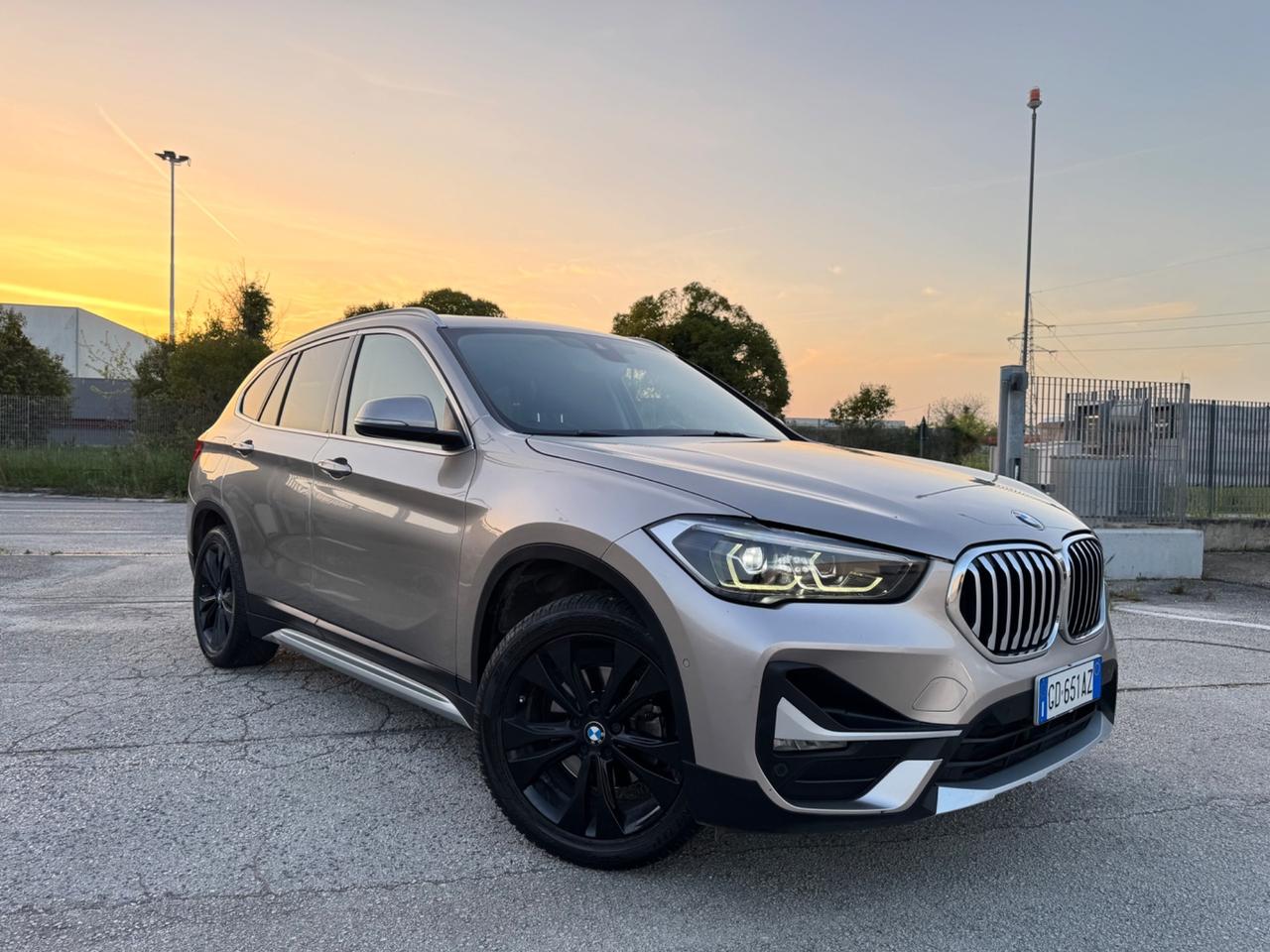 BMW X1 18d XDrive XLine - Tetto Led 18