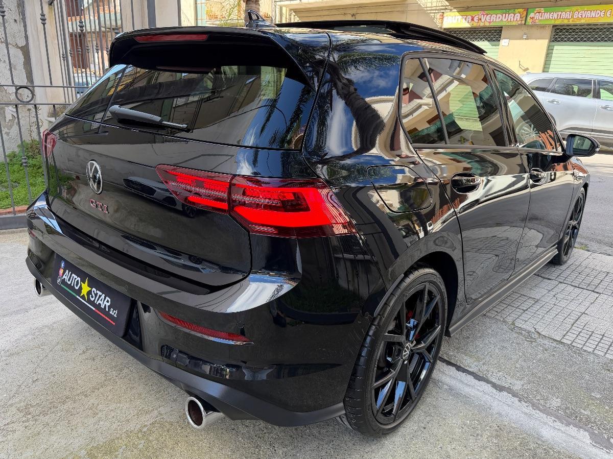Volkswagen Golf 8 GTI 2.0 TSI 245 CV
