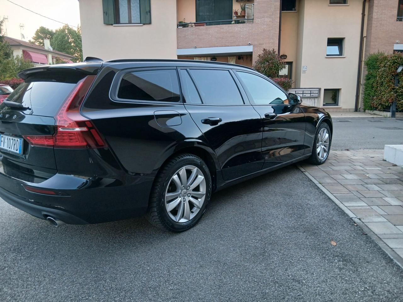 Volvo V60 D3 Geartronic FULL optional tua a € 199 mese