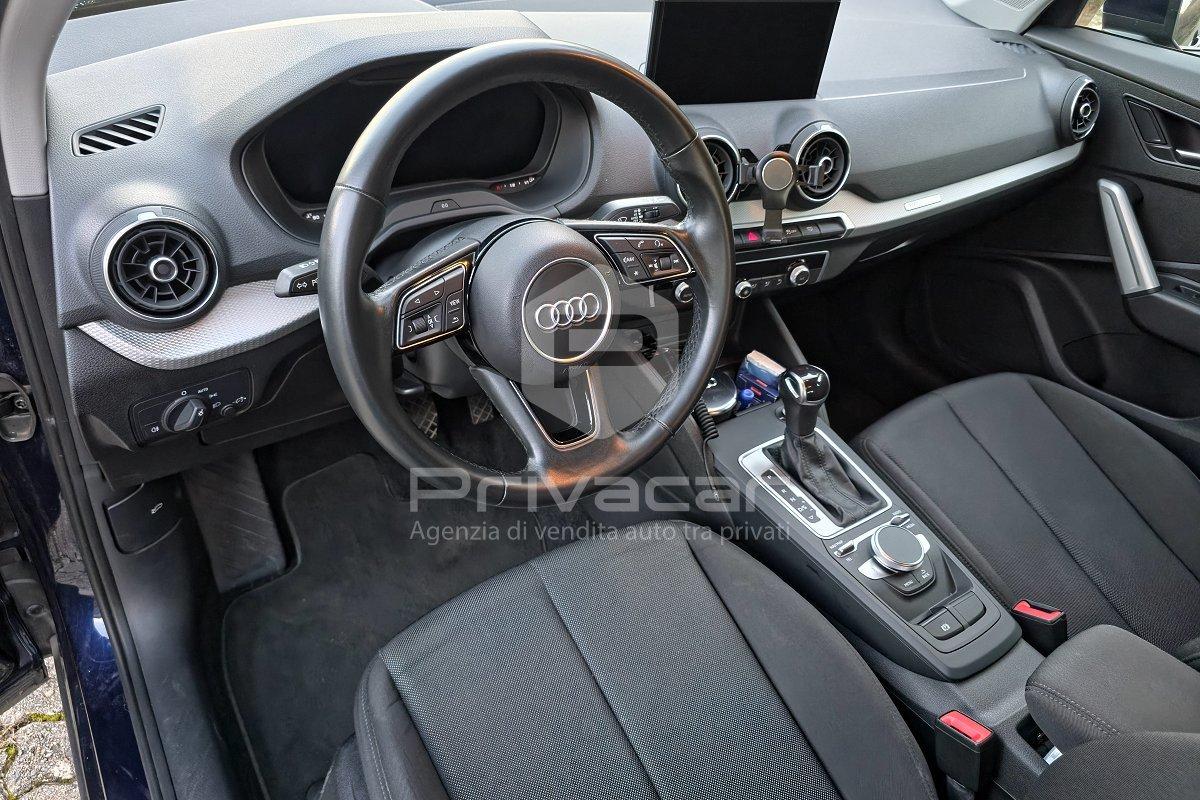 AUDI Q2 30 TDI S tronic Business