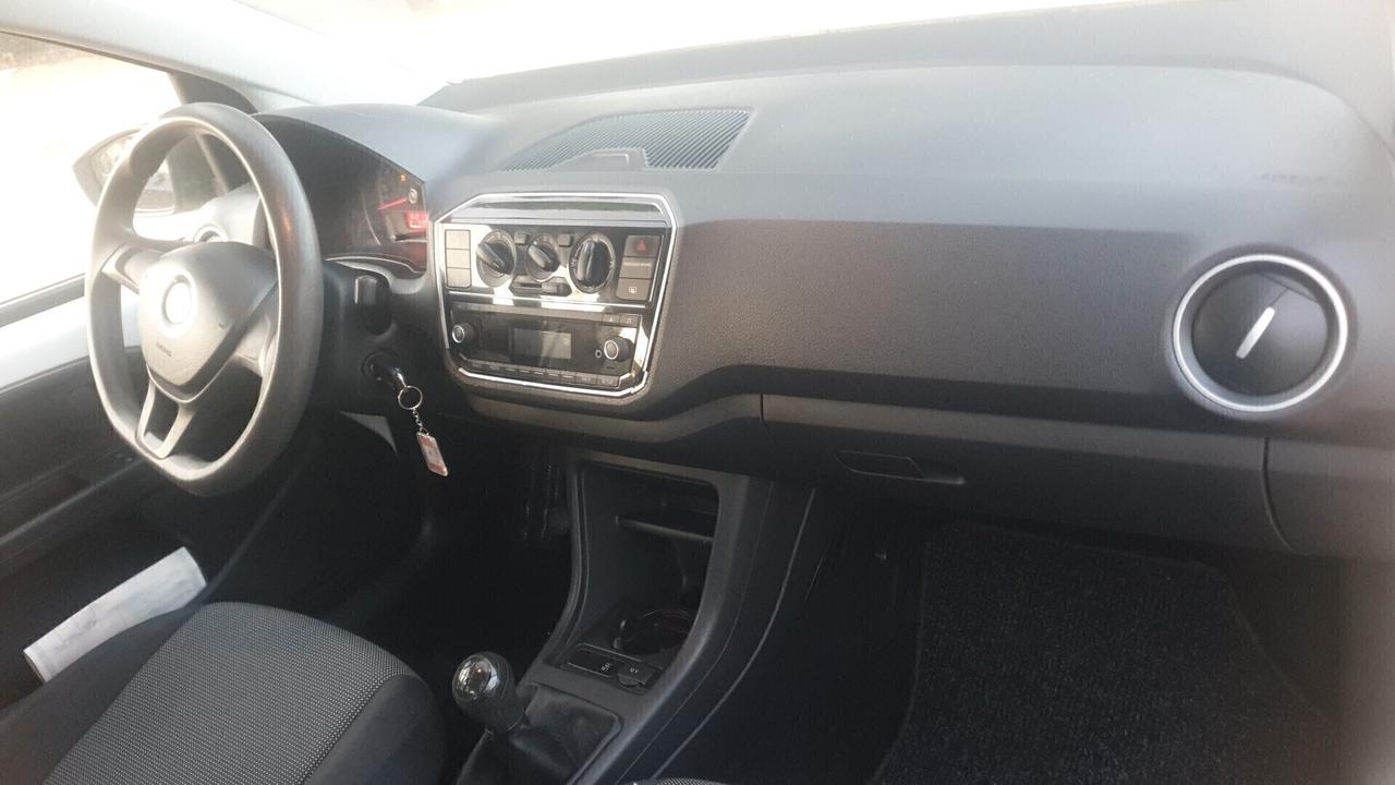 Volkswagen up! Up 2017