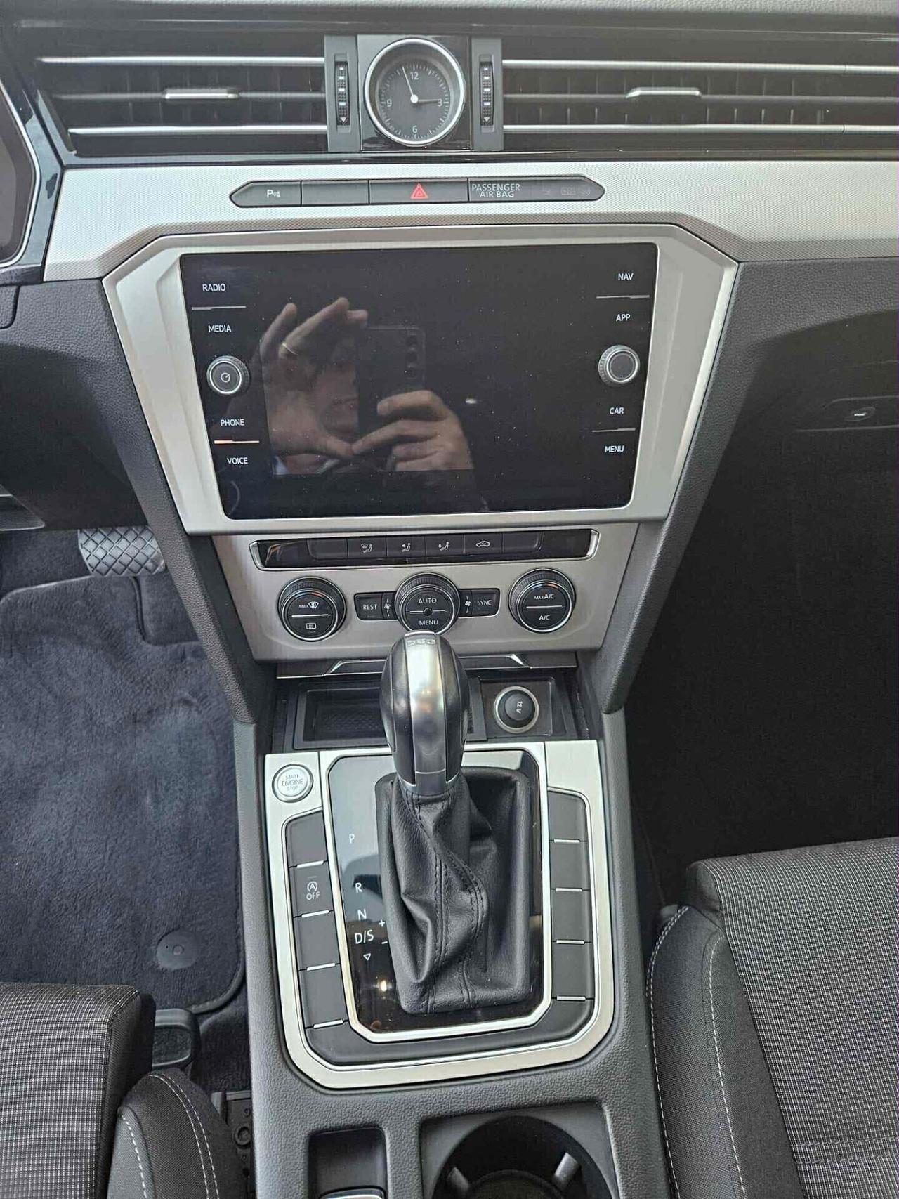 Volkswagen Passat 2.0 TDI DSG Business BlueMotion Technology