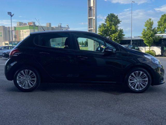 PEUGEOT 208 BlueHDi 75 5P.Allure