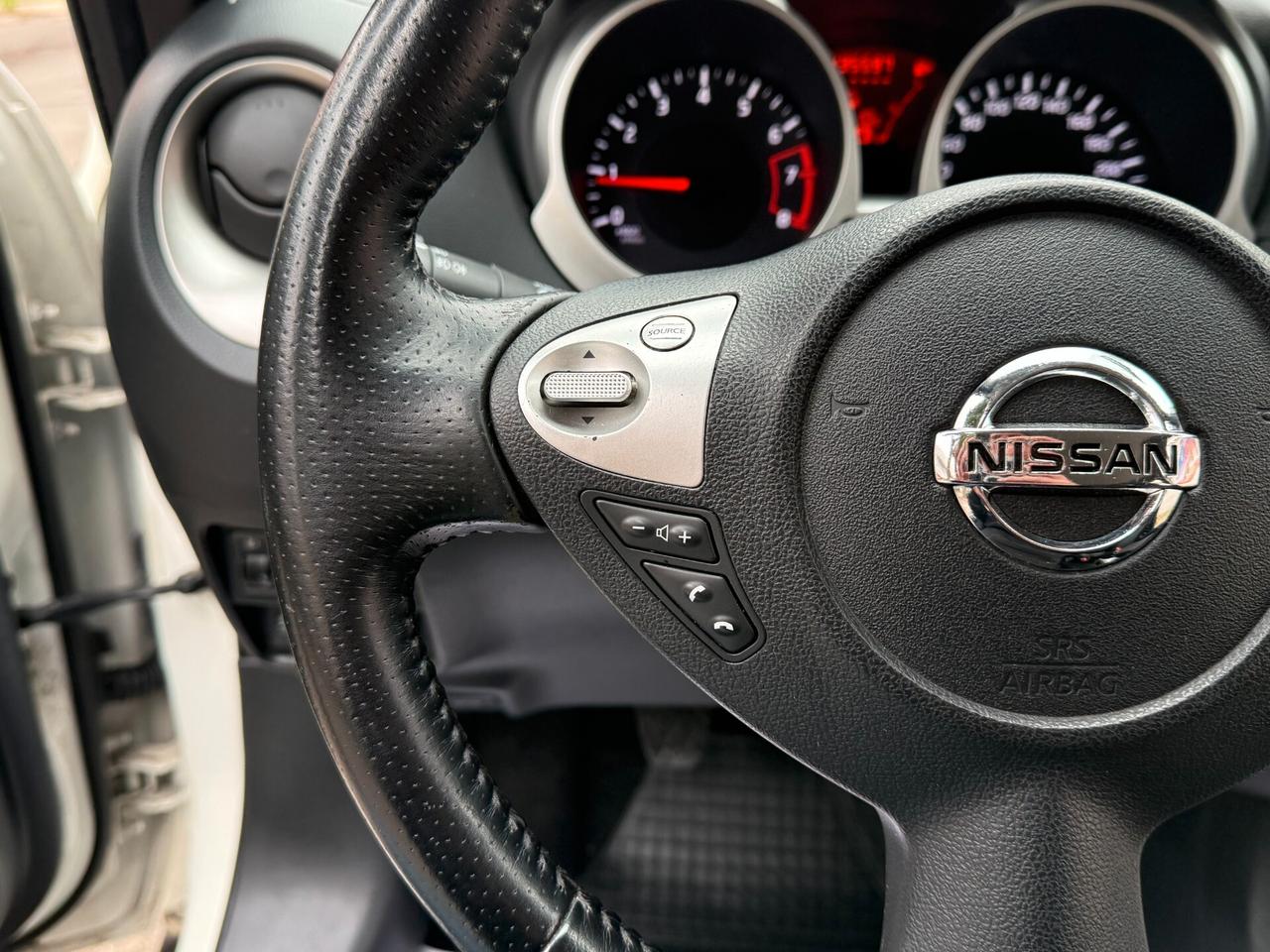 Nissan Juke 1.6 Tekna NAVI RETROCAMERA - 2011