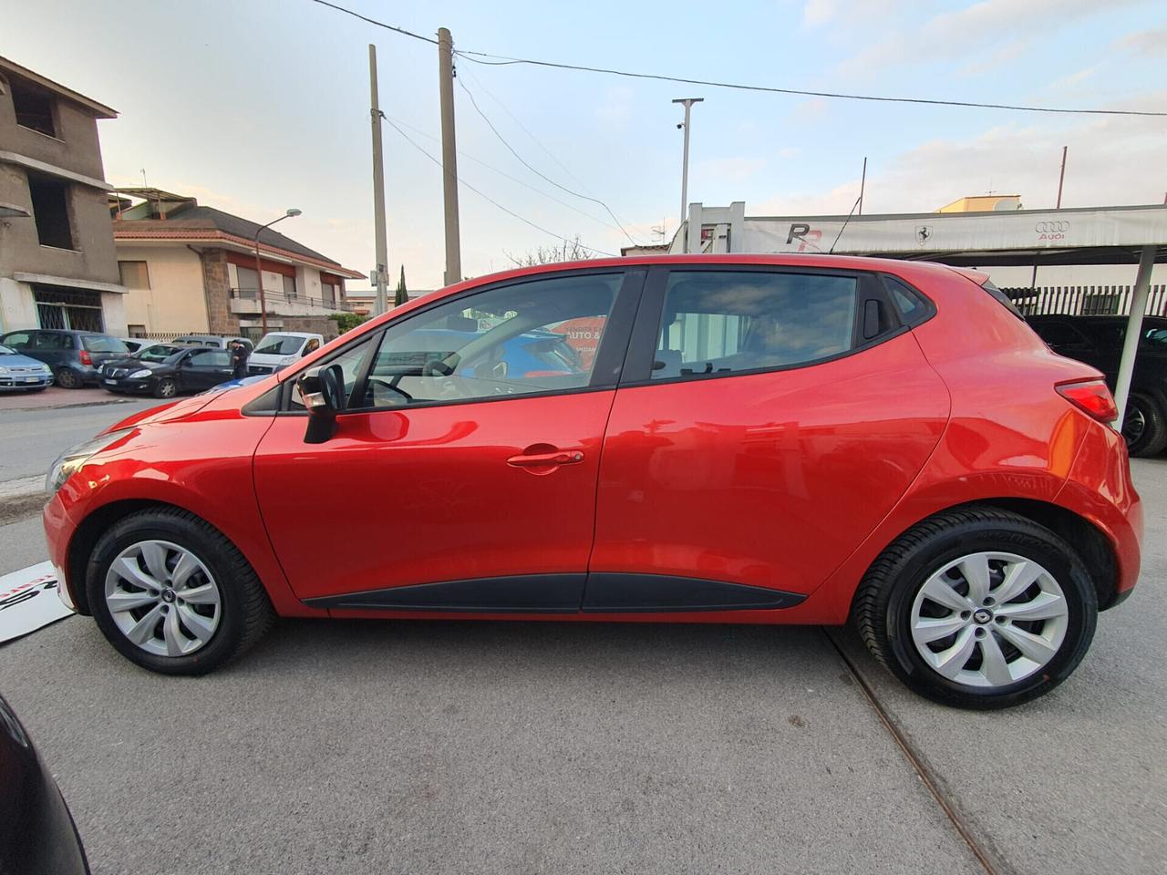 Renault Clio dCi 8V 75 CV Start&Stop 5 porte Energy Duel