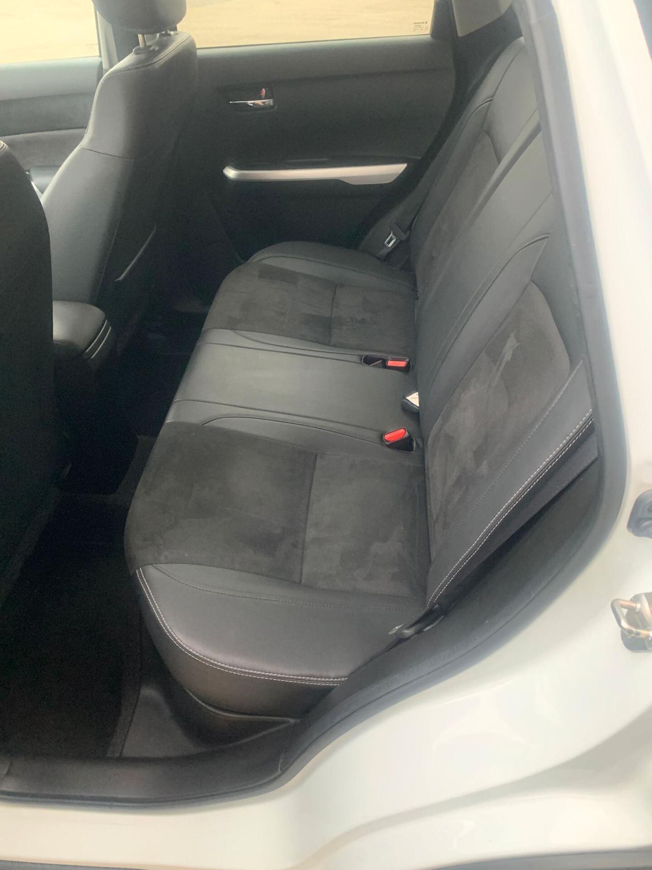 Suzuki Vitara TOP full optional - km 108000 anno 2016 tdi 4x4 neo patentati unico proprietario tagliandato