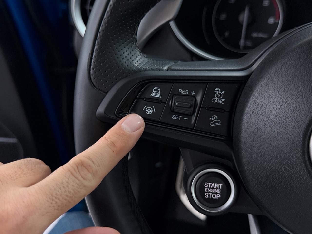Alfa Romeo Stelvio 2.2 TD 210 CV VELOCE Q4 DISTRIBUZIONE ESEGUITA UNICO PROPRIETARIO PERFETTE CONDIZIONI REGOLA
