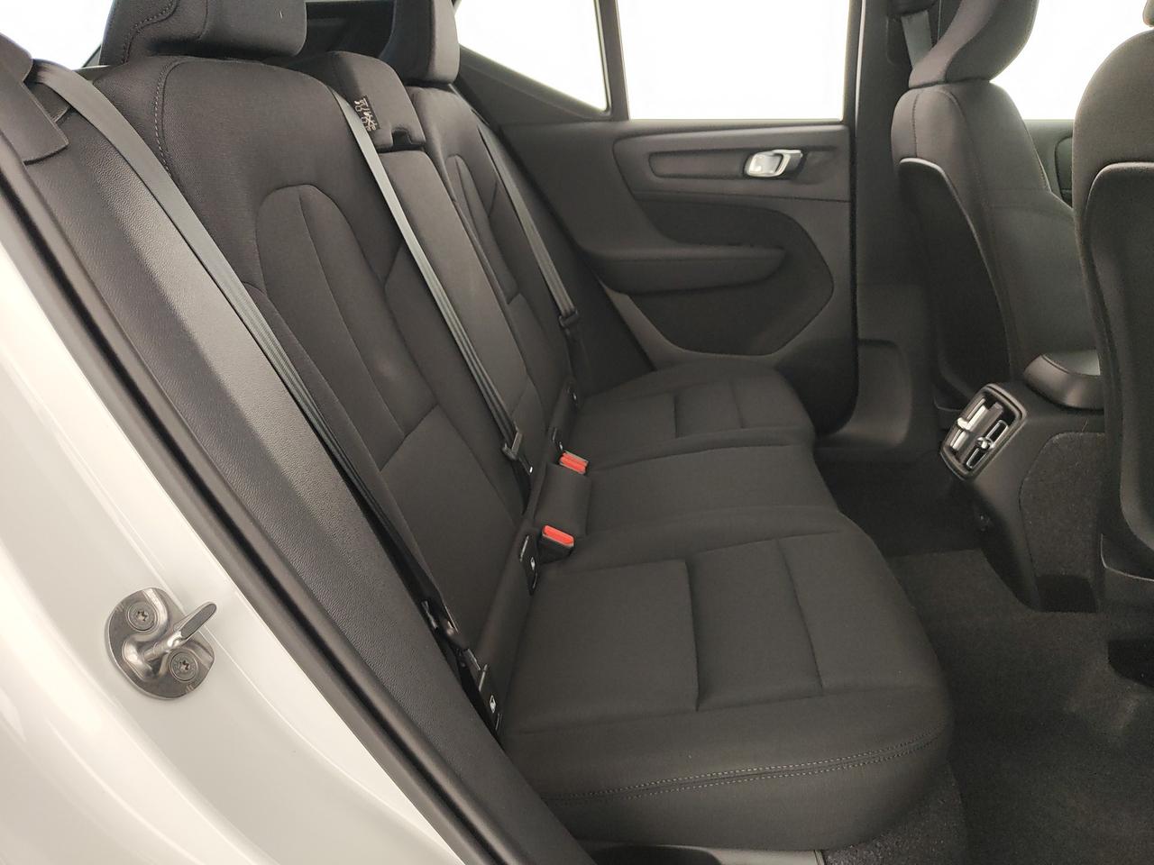 VOLVO XC40 2.0 b3 Essential auto