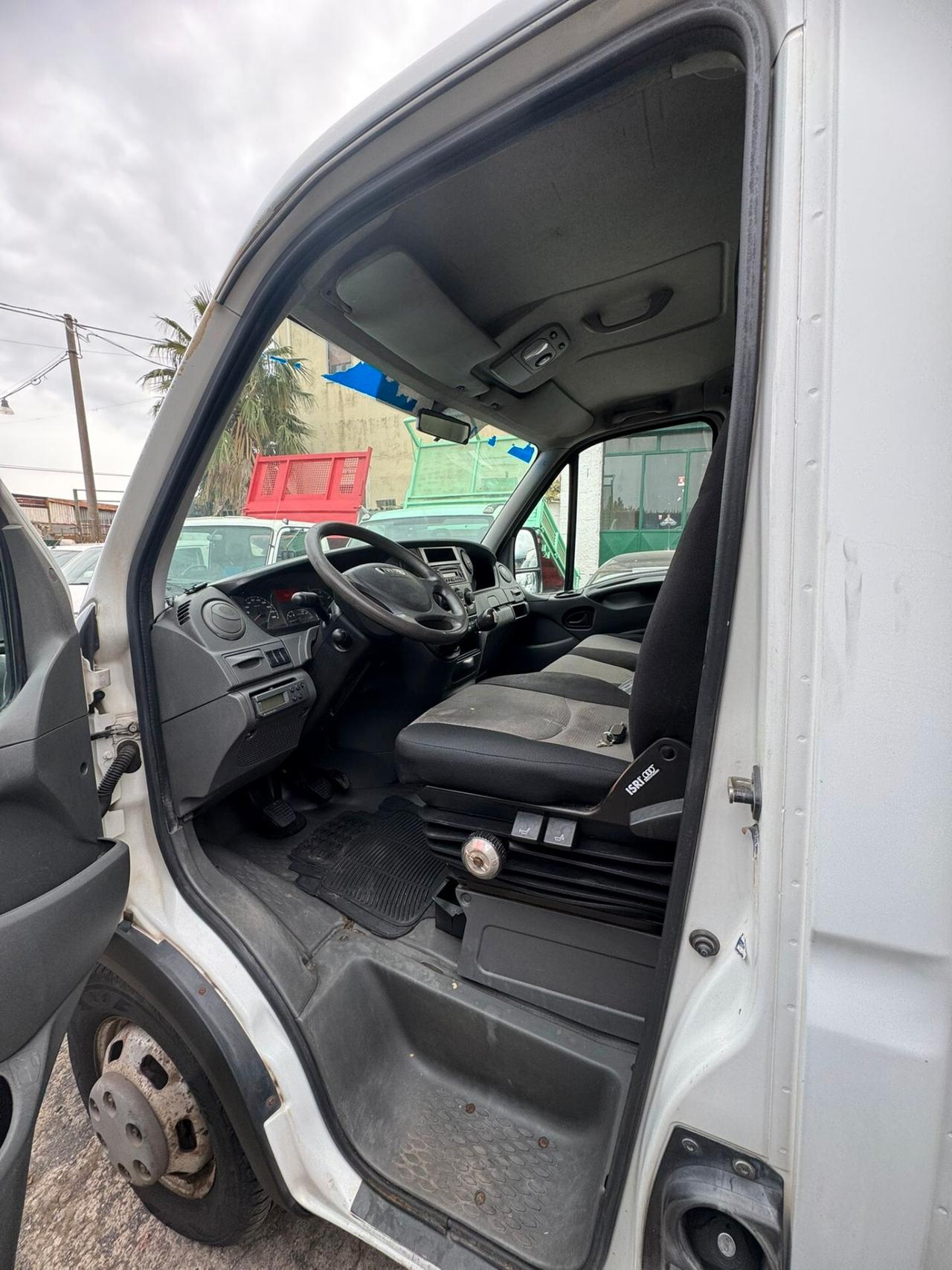 Iveco Daily 35C13 BTor 2.3 HPT PC-RG Cabinato frigorifero