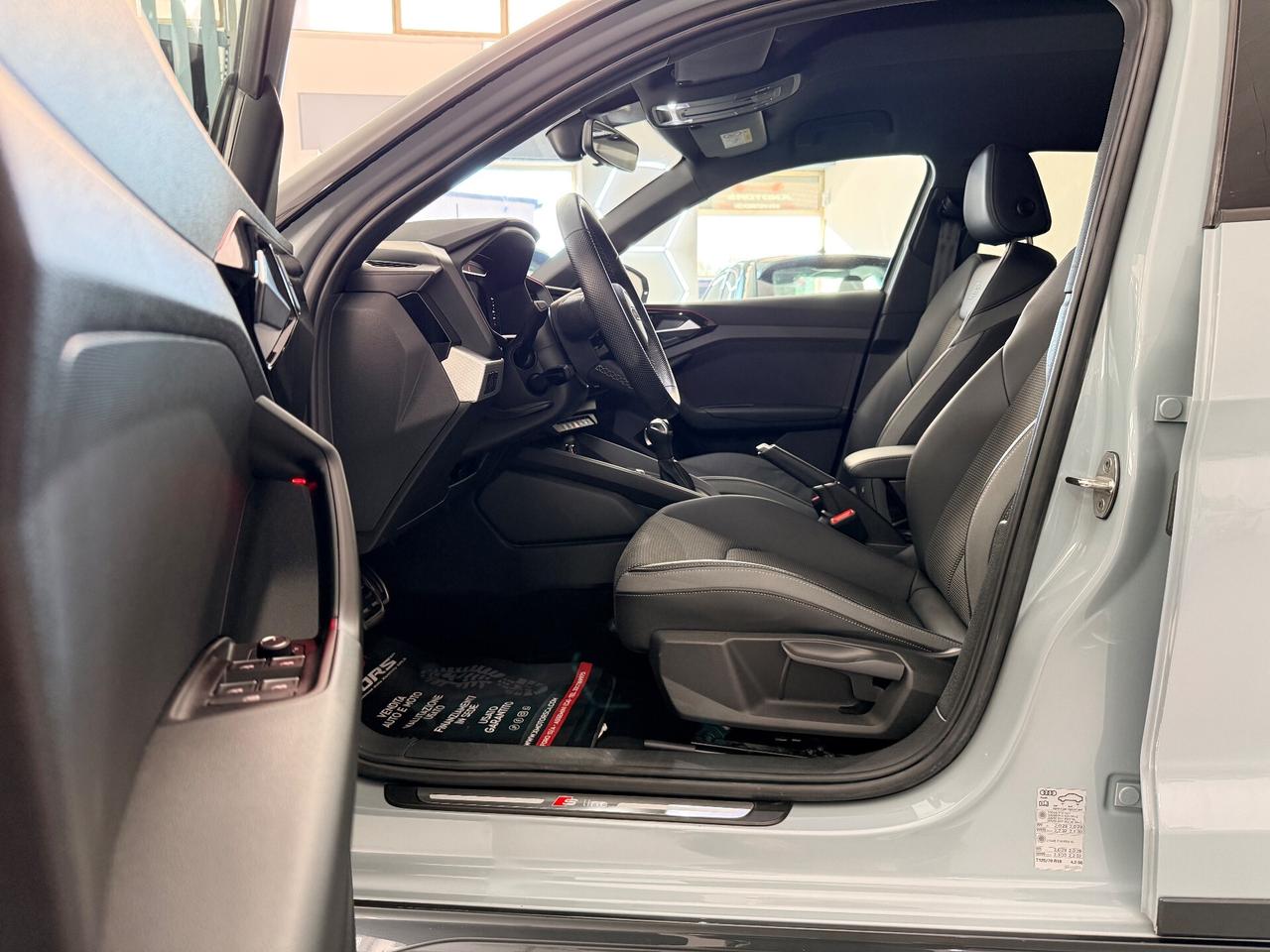 Audi A1 allstreet 30 TFSI S tronic Identity Contrast 110cv