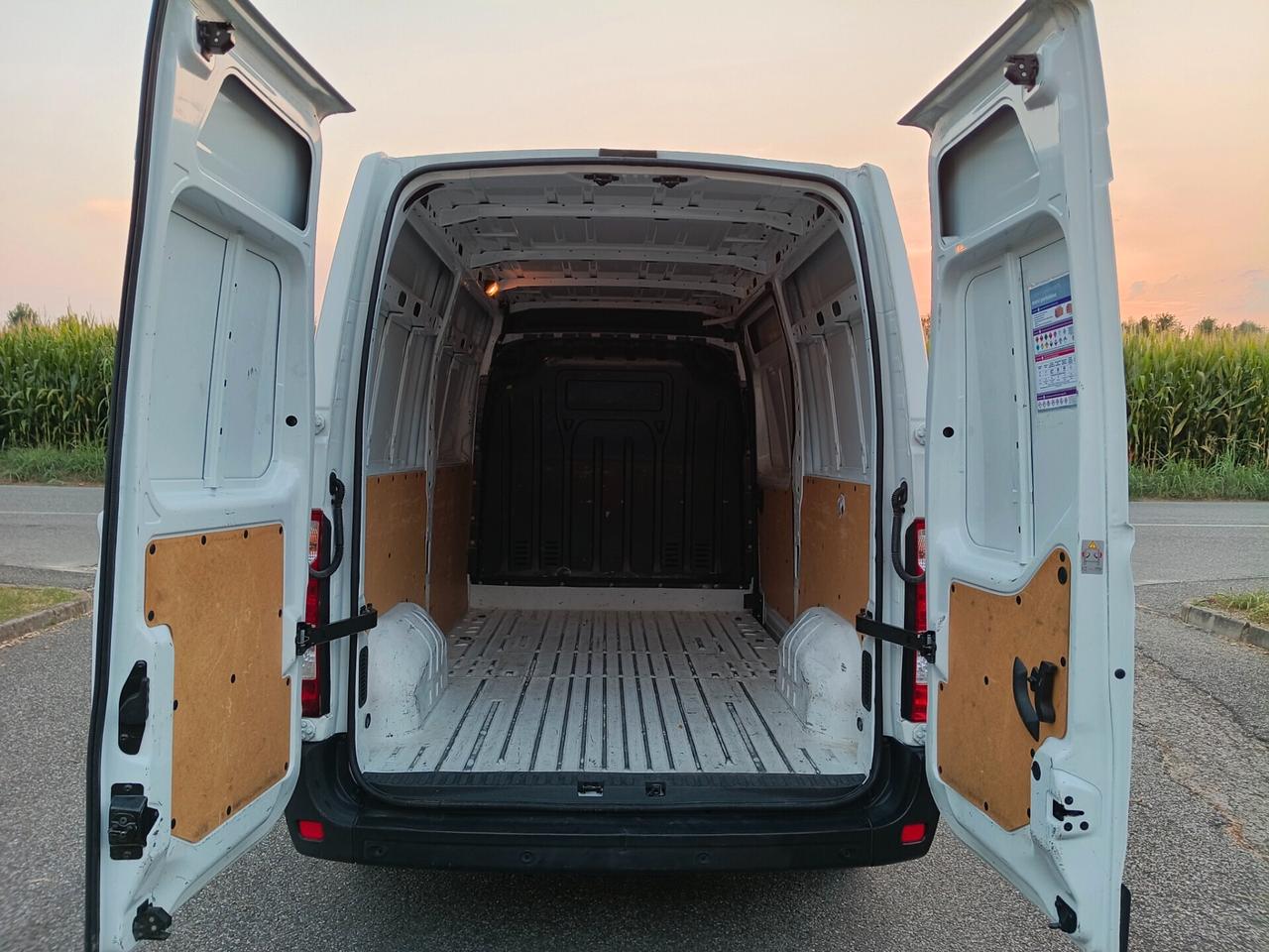 Renault Master 2.3 dCi 135 Furgone