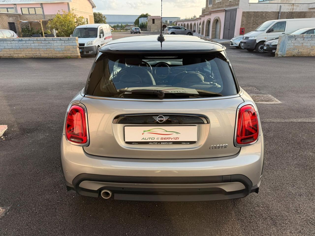 Mini 1.5 Cooper 3p Business Auto Unipro