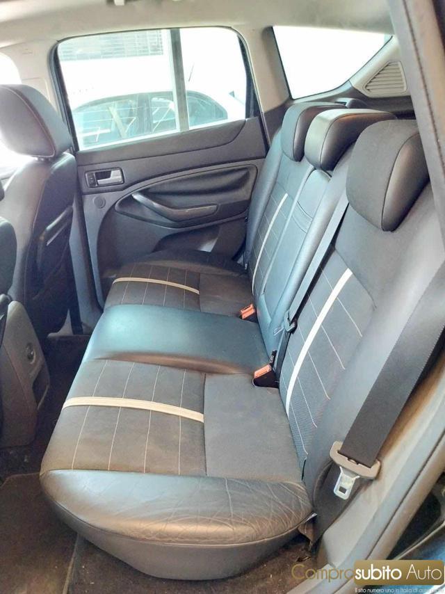 FORD Kuga 2.0 TDCi 136 CV 4WD Titanium (Garanzia 12 Mesi)