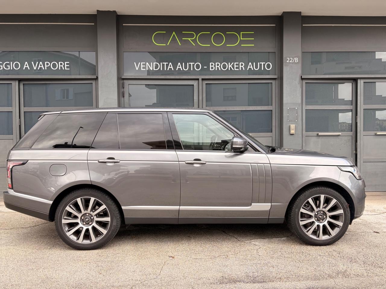Land Rover Range VOGUE SDV8 FINO AL 9 FEBBRAIO