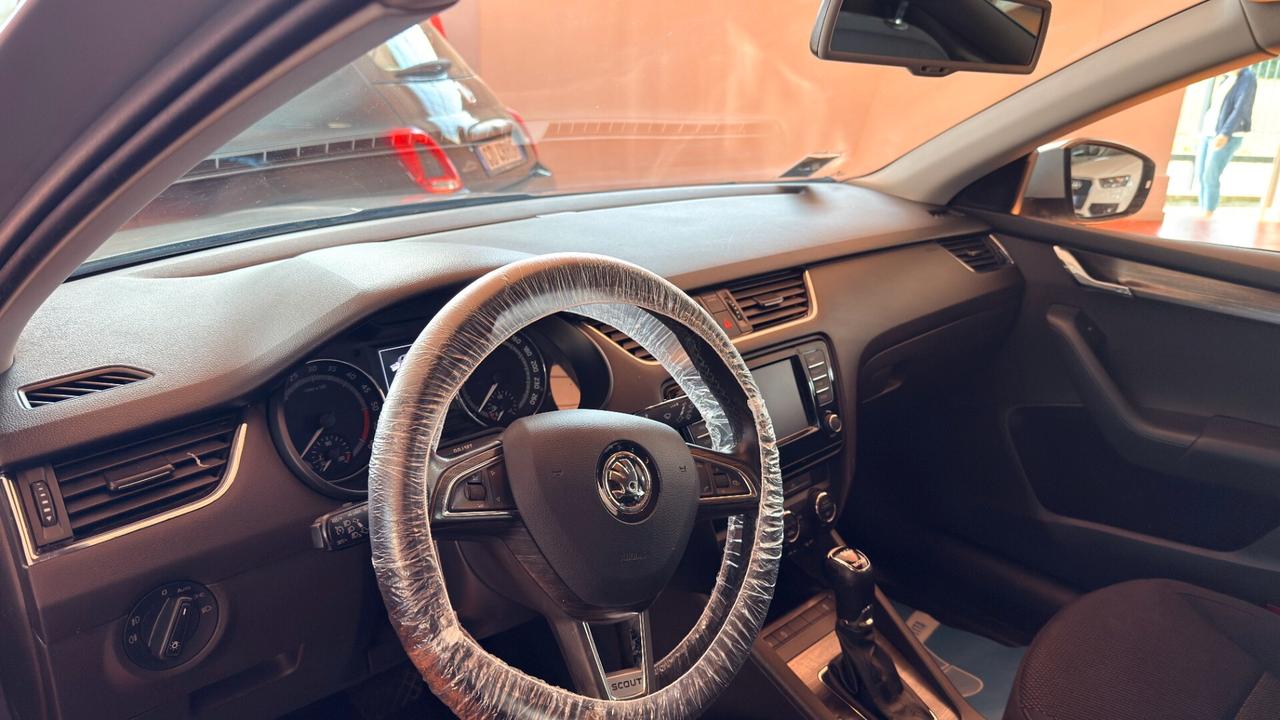 Skoda Octavia 2.0 TDI CR 150 CV 4x4 Wagon Scout