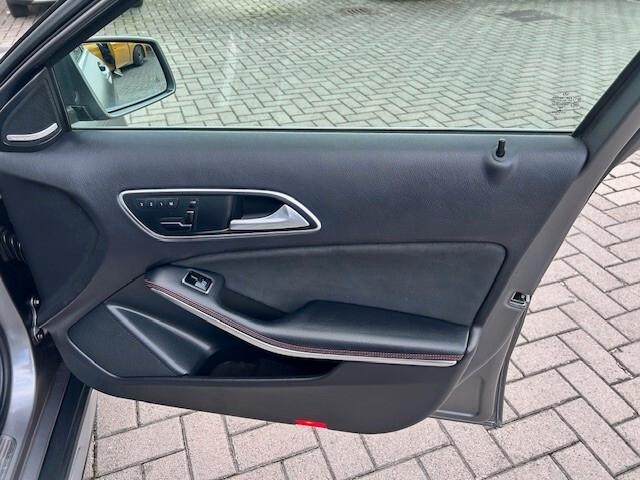 Mercedes-benz GLA 250 Automatic 4Matic Premium