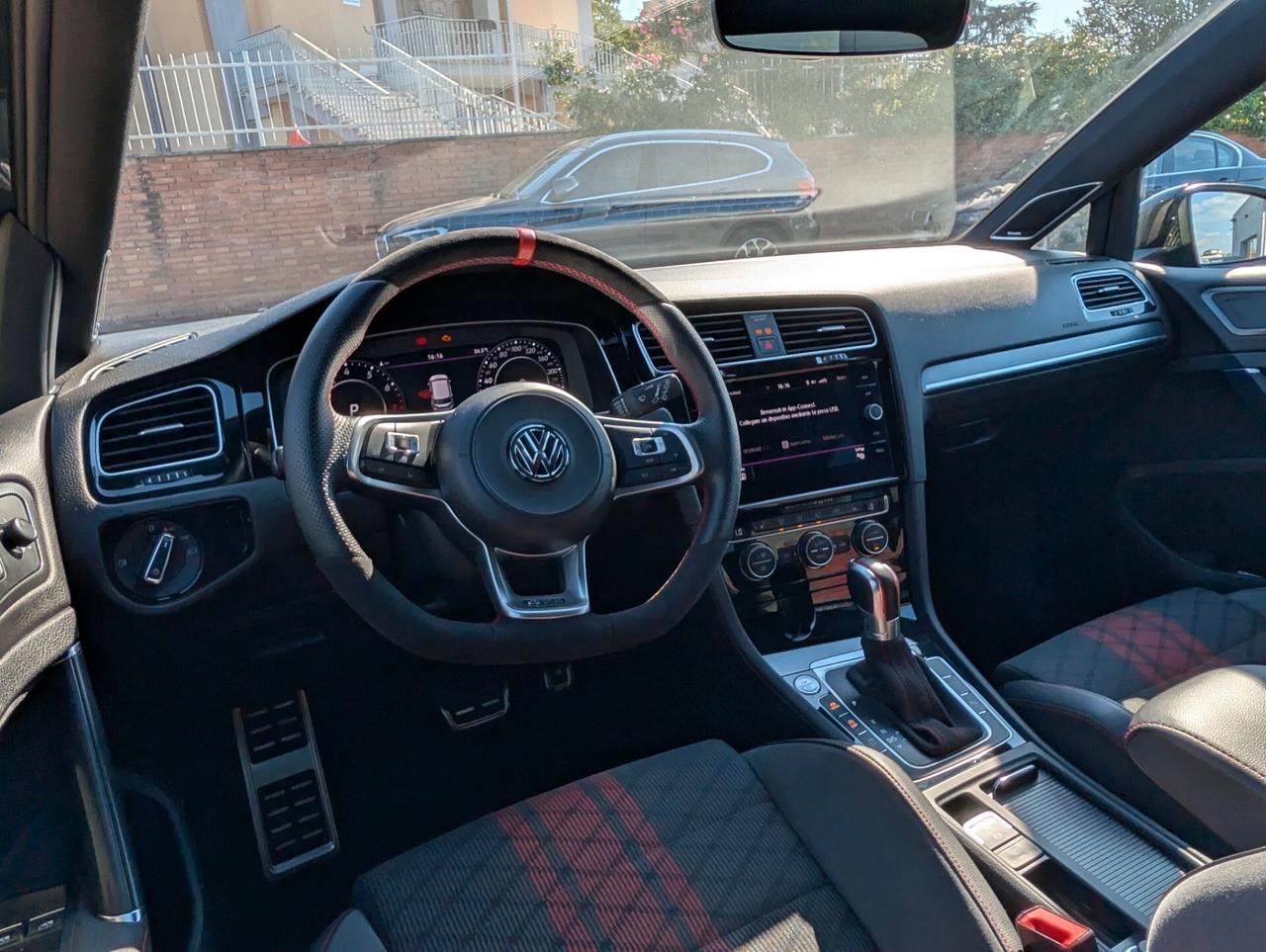 Volkswagen Golf GTI 2.0 TSI TCR DSG 5p. BlueMotion Technology