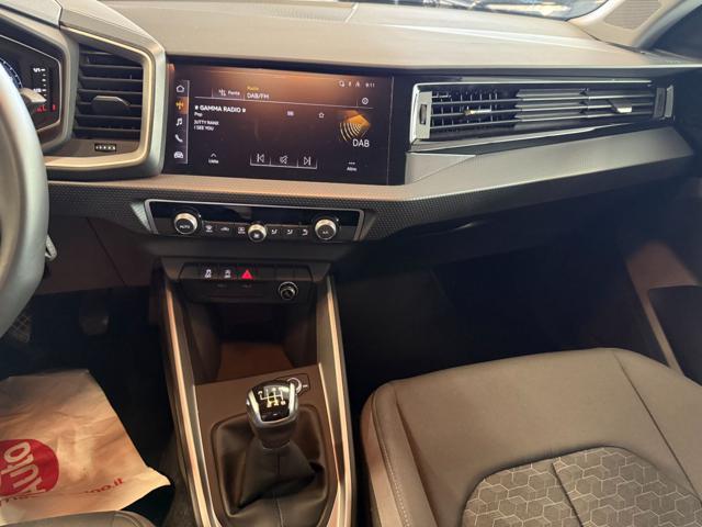 AUDI A1 SPB 30TFSI S line "Telec/C.Play/LED