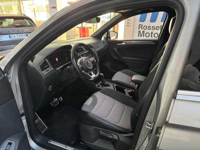 VOLKSWAGEN Tiguan 2.0 TDI DSG Advanced R-LINE Exterior Pack