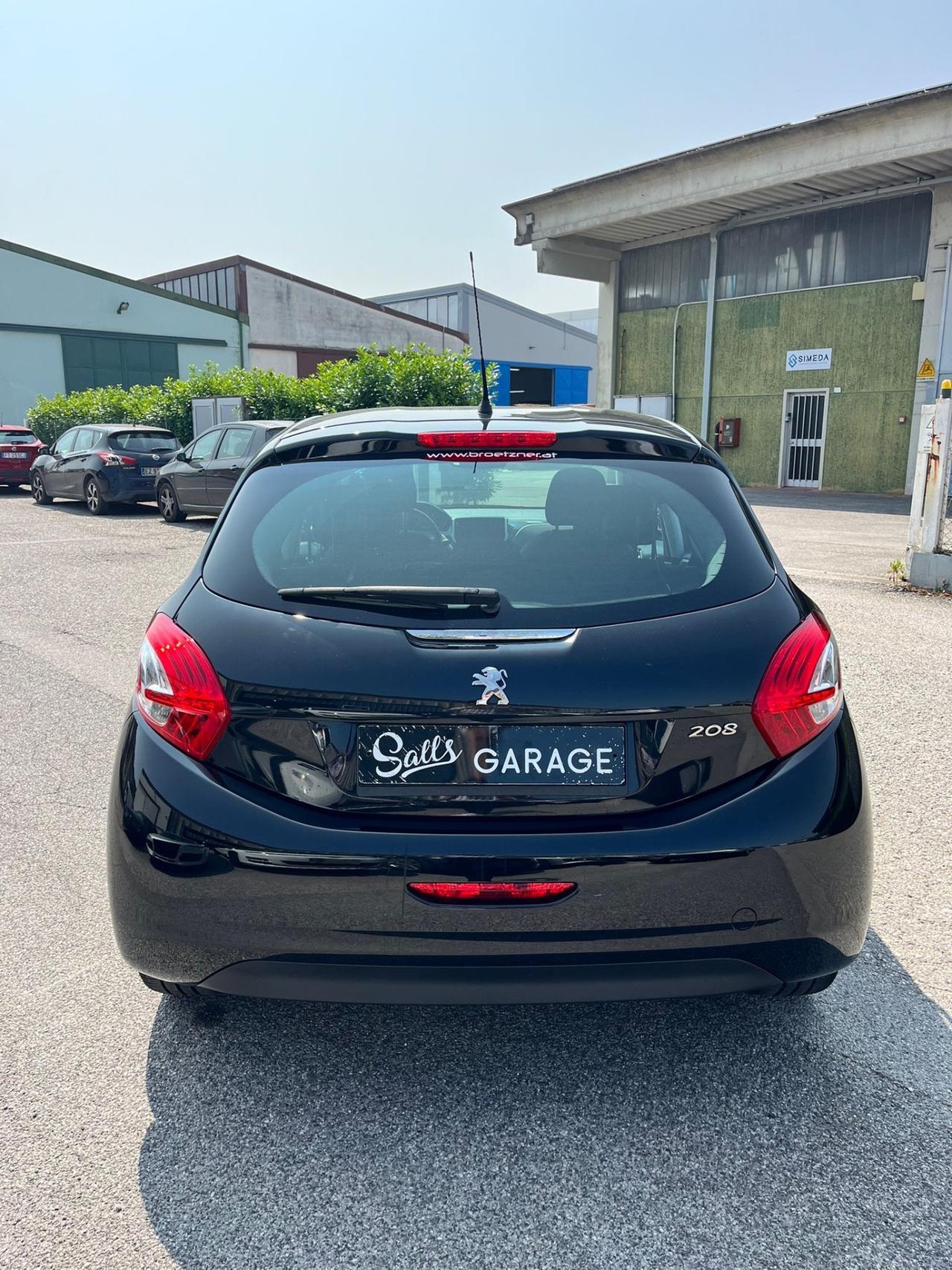 Peugeot 208 1.2 Neopatentati