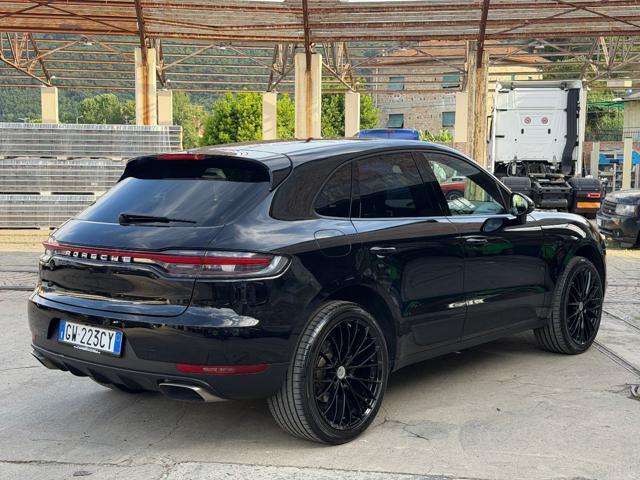 PORSCHE Macan 2.0
