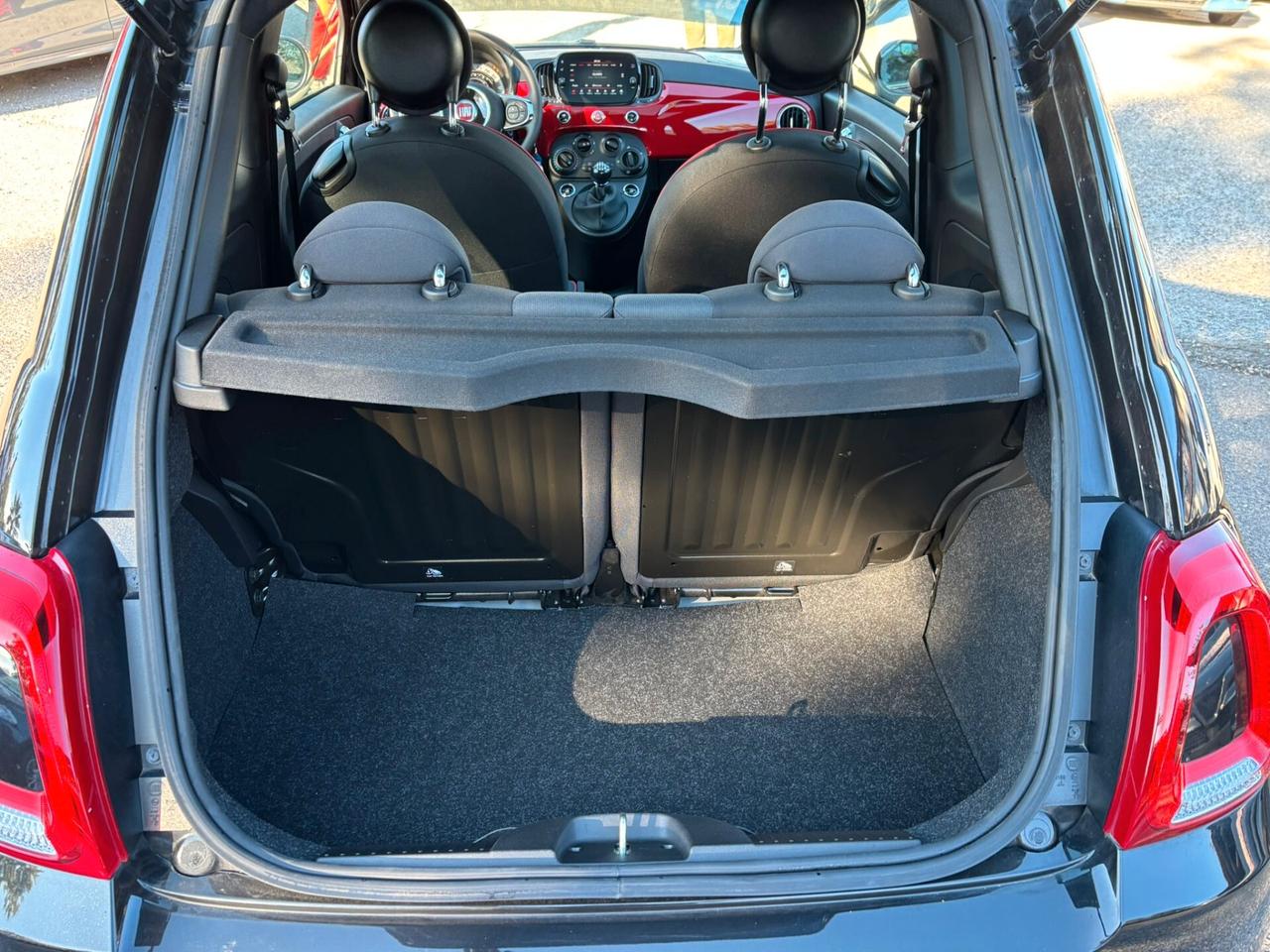 Fiat 500 1.0 Hybrid Red