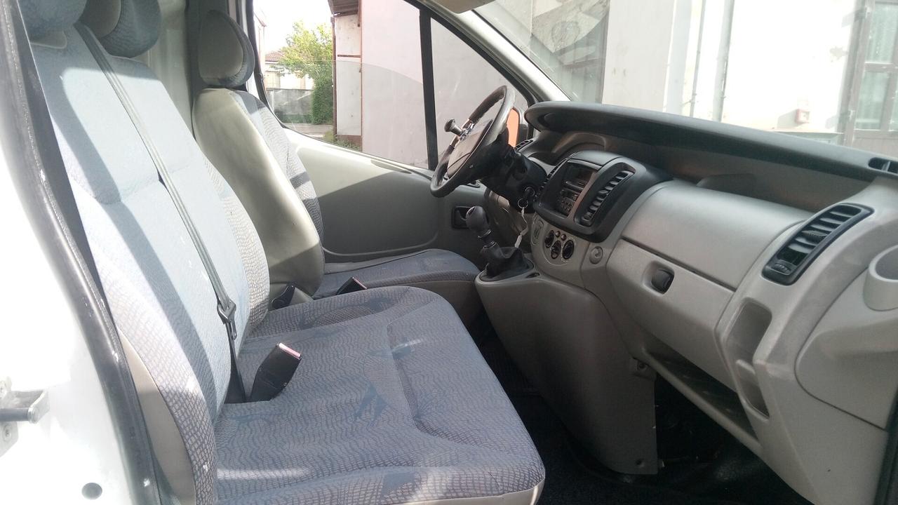 Renault Trafic 100dci doppia porta