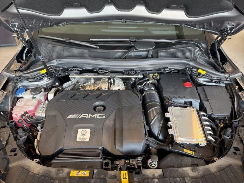 Mercedes-Benz GLA 45 S AMG 4Matic Premium Plus