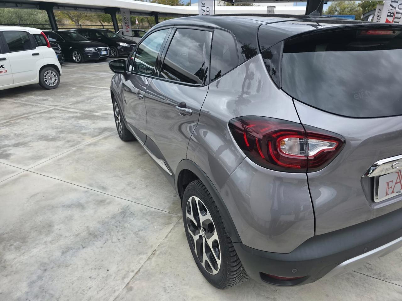 Renault Captur dCi 8V 90 CV EDC Start&Stop Energy Intens