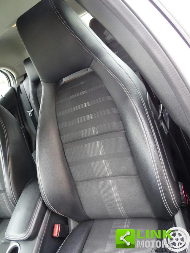 MERCEDES-BENZ GLA 180 Sport PACCHETTO AMG SPECIAL EDITION