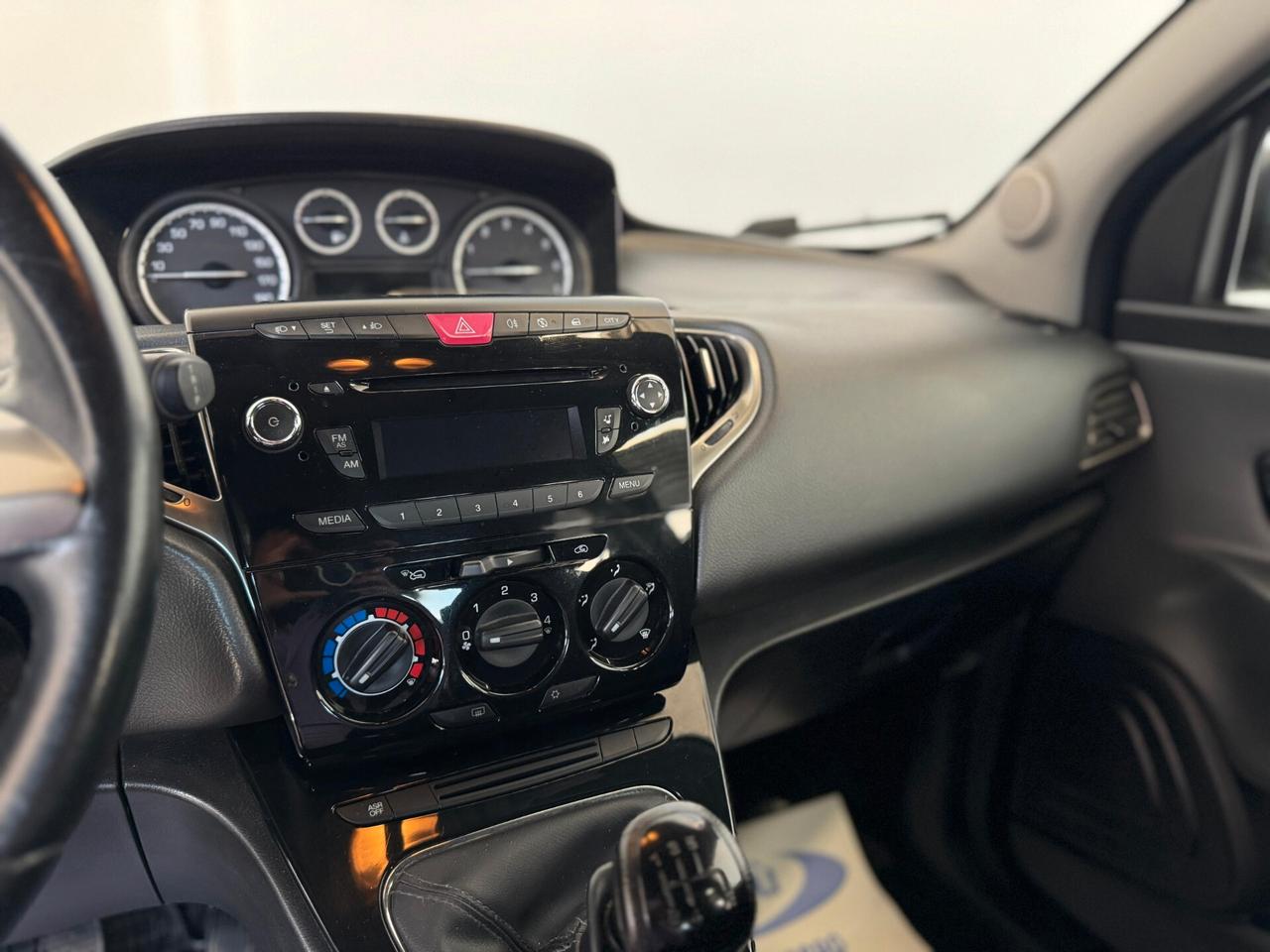 Lancia Ypsilon 1.2 69 CV 5 posti S&S Euro 6B