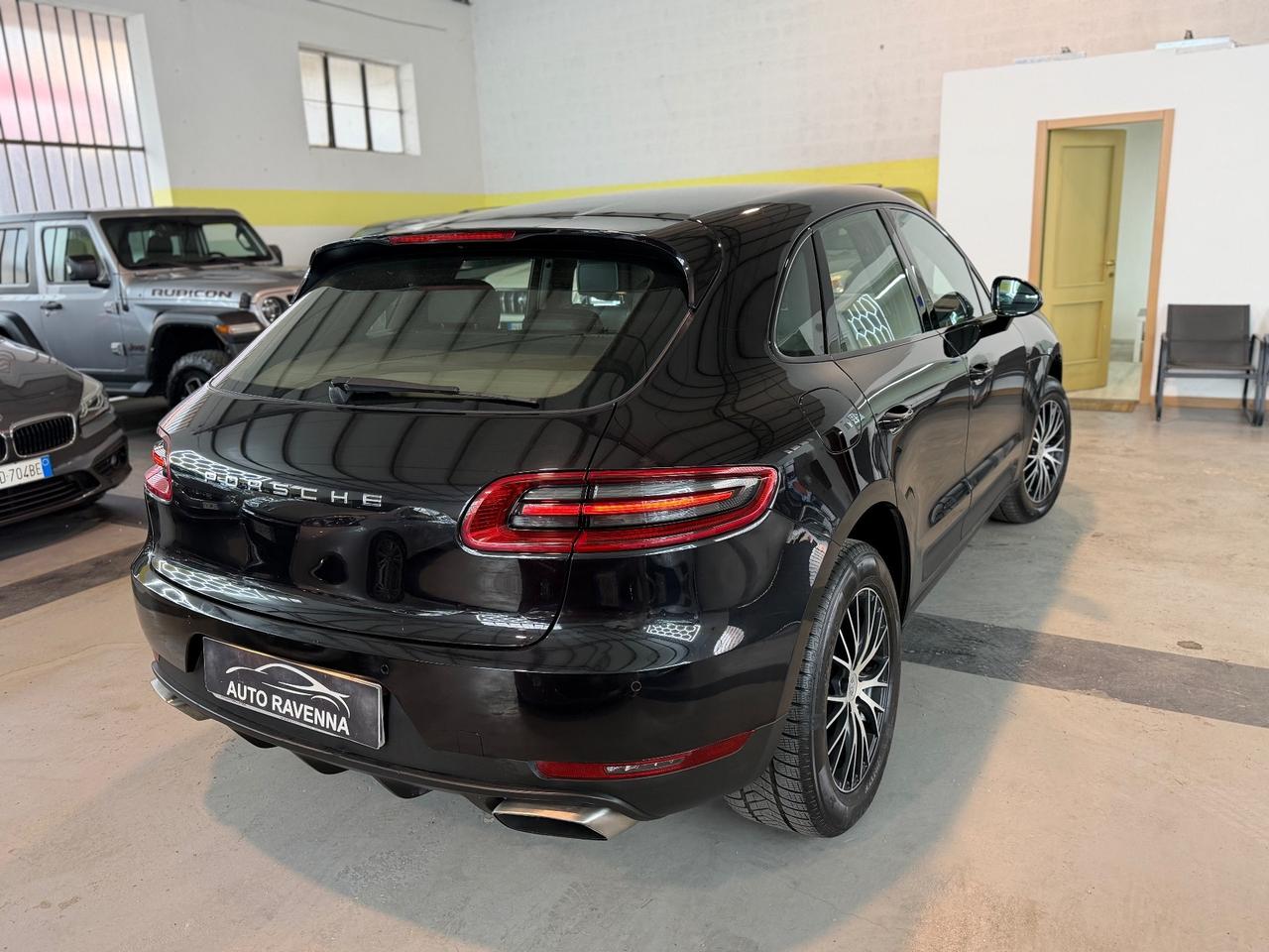 Porsche Macan 2.0 Benz 252CV Platnium 2017