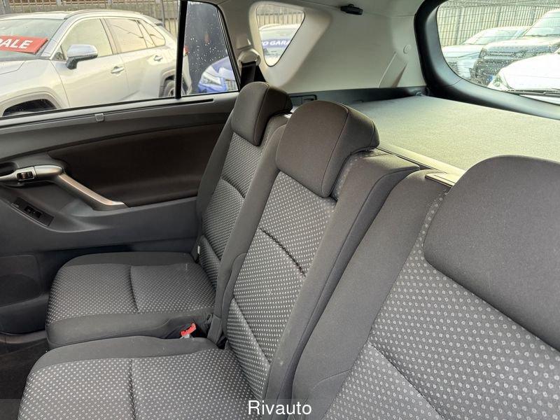 Toyota Verso Verso 2.0 D Sol