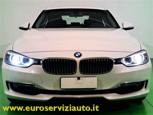 BMW 328 i Luxury