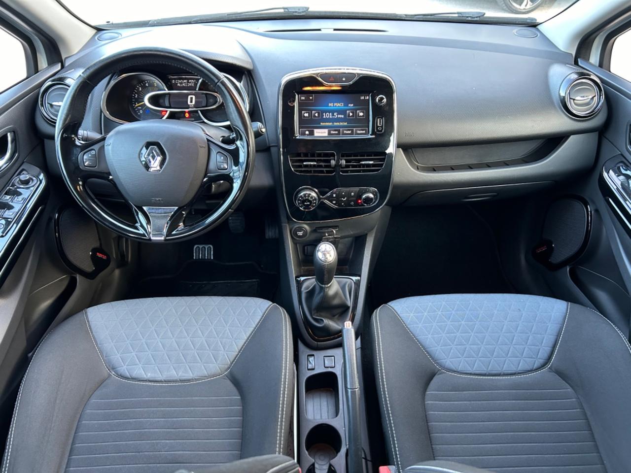 Renault Clio 1.5 dCi 8V 90CV 2014 navigatore