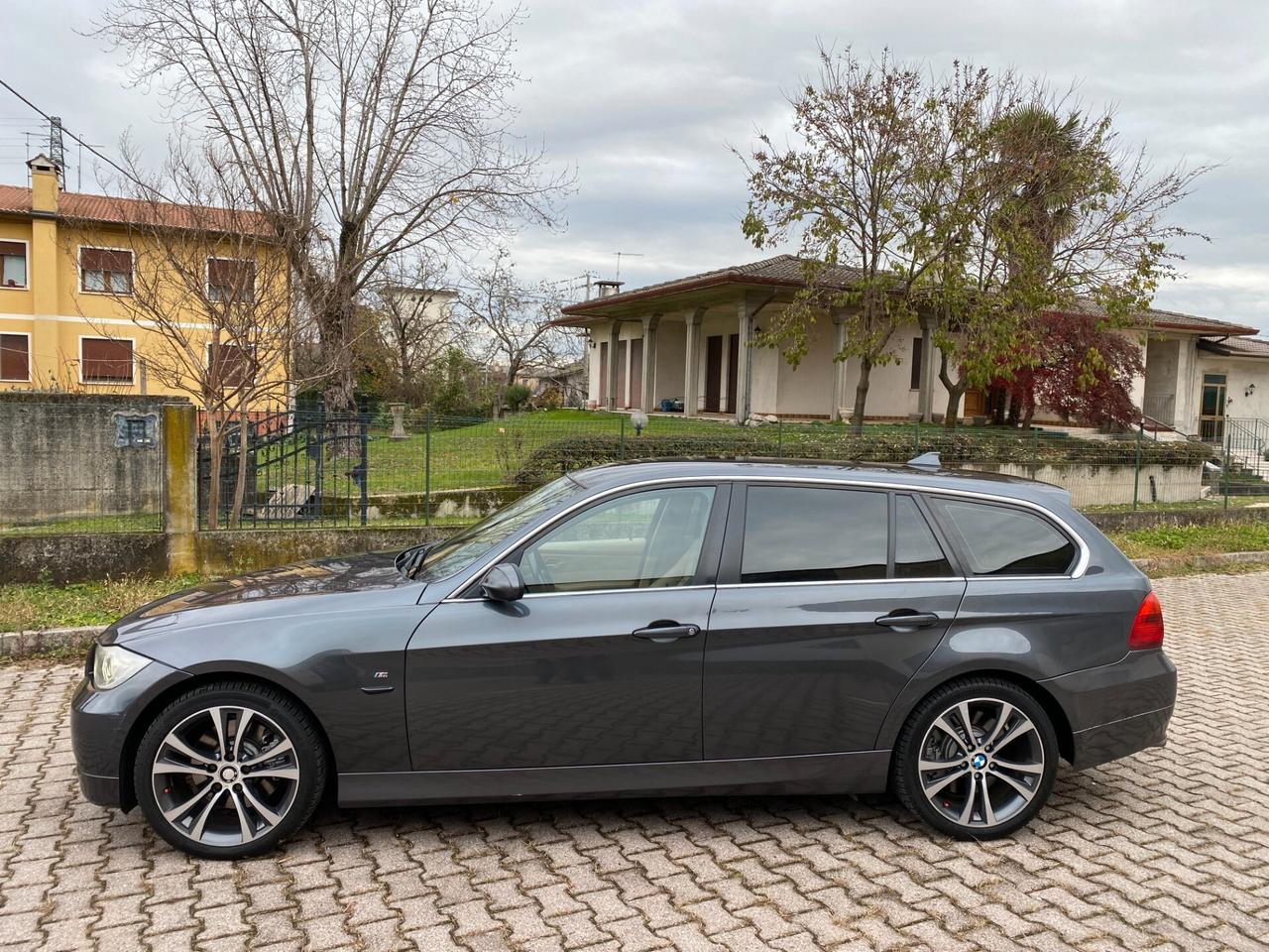 Bmw 330xd Touring Full Optional