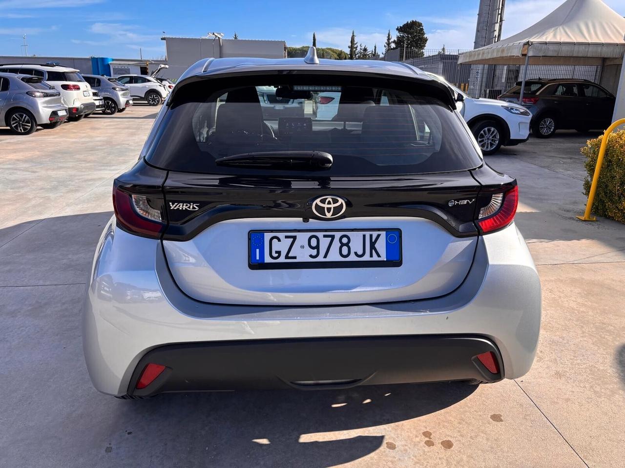 Toyota Yaris 1.5 Hybrid 5 porte Active Business Pack