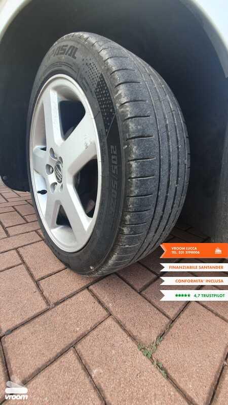 VOLVO C30 (2006-2012) C30 1.6 Kinetic