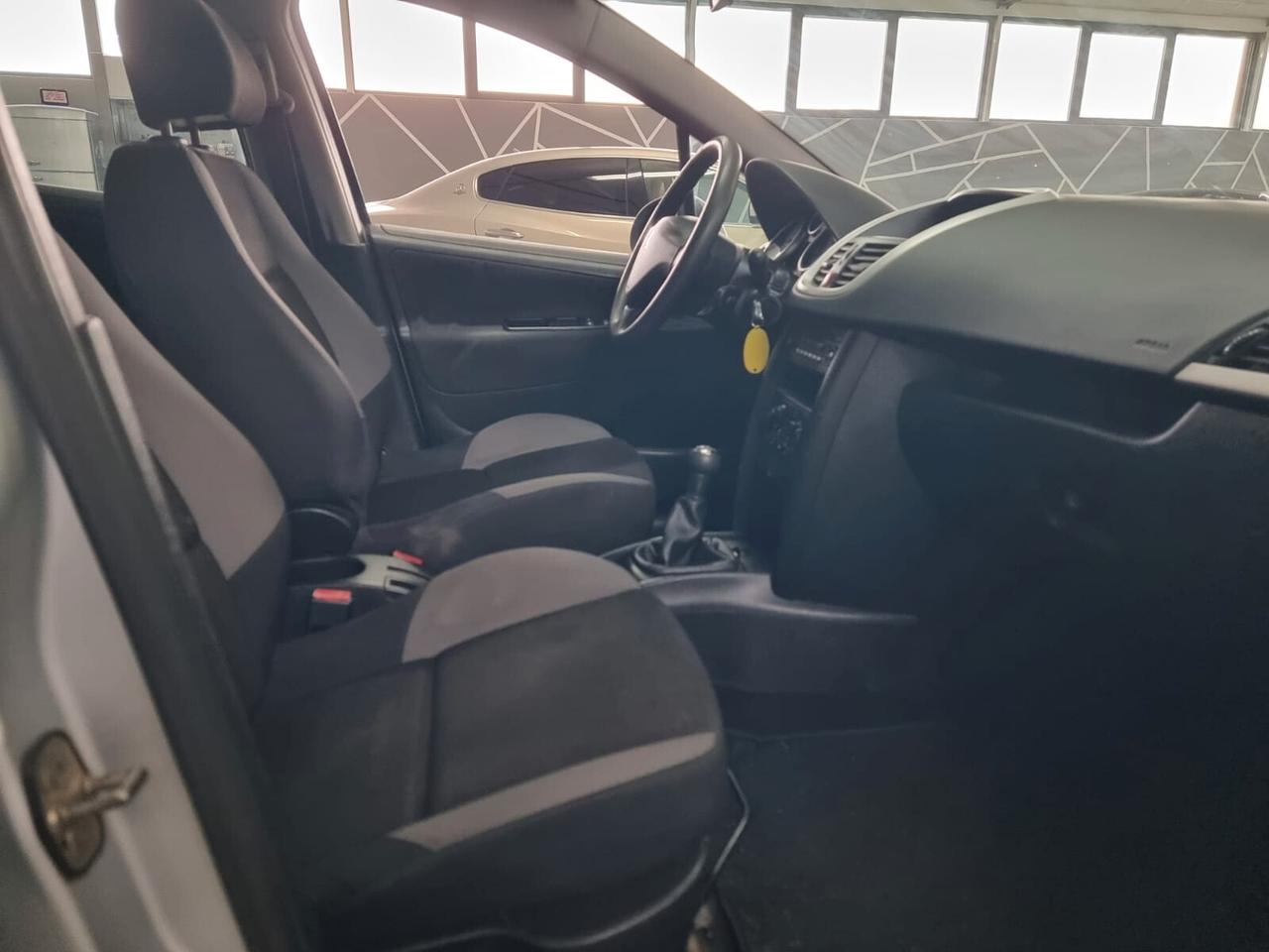 Peugeot 207 1.4 8V 75CV 5p. ONE Line NEOPATENTATI