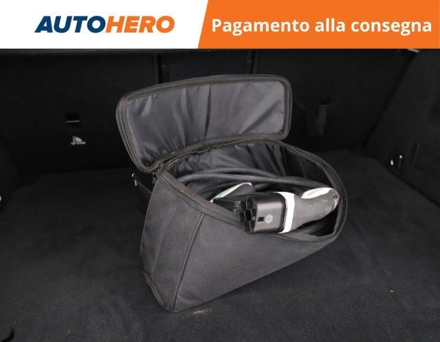 MERCEDES-BENZ EQA 250 Premium