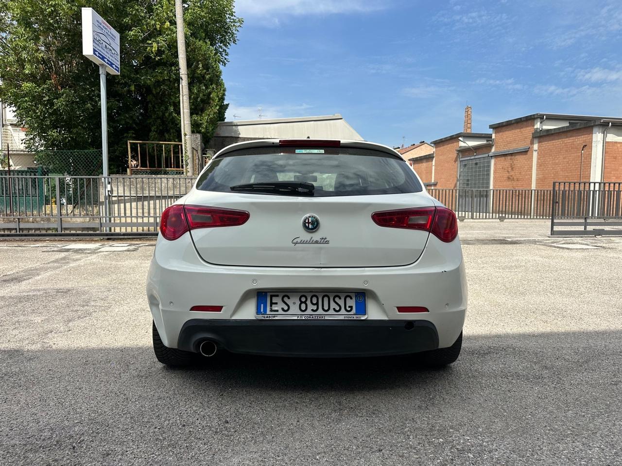 Alfa Romeo Giulietta 1.6 105 CV Finanziabile