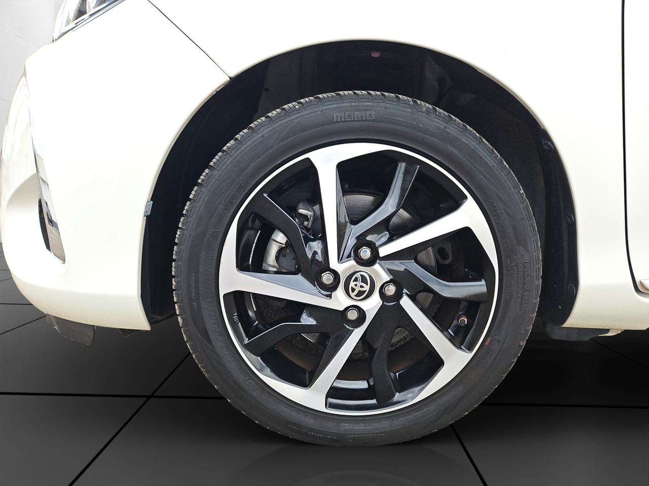 Toyota Yaris 1.5 Hybrid 5 porte Style FULL NEOPATENTATI