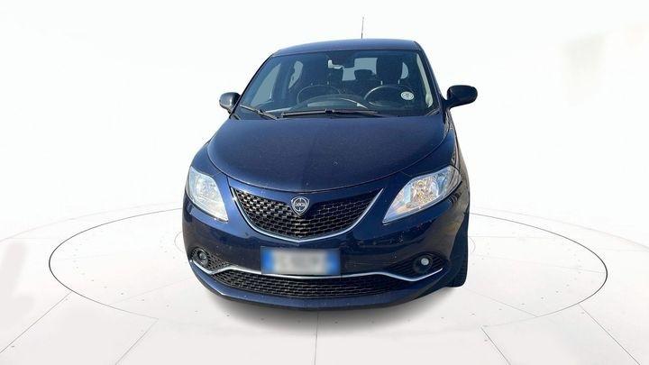 Lancia Ypsilon 1.2 69 CV 5P Gold UCONNECT Blue&Me